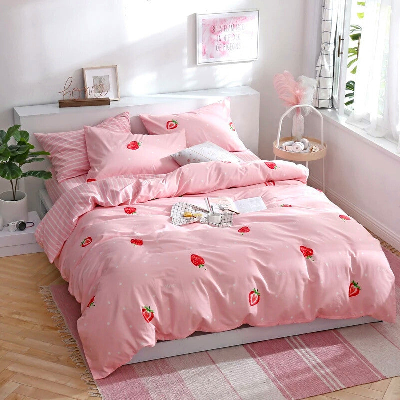 Kawaii Pink Strawberry Bedding Set – BlossomMemento