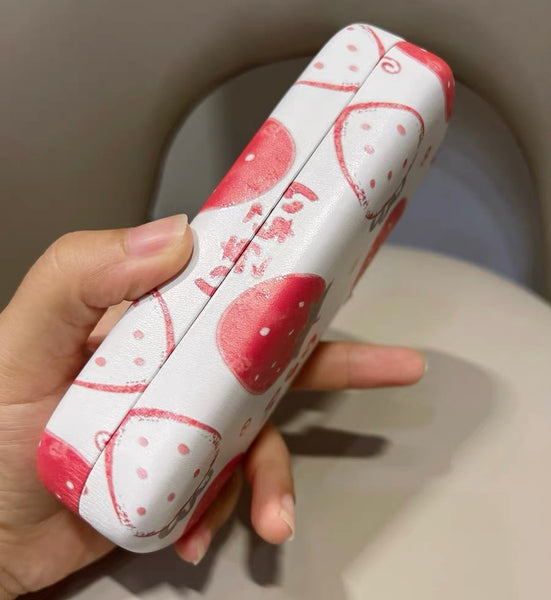 Kawaii Strawberry Glasses Case PN7328