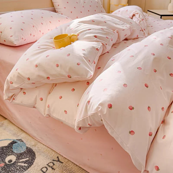 Lovely Strawberry Bedding Set PN7382