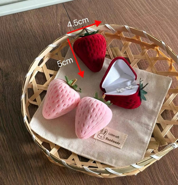Kawaii Strawberry Jewelry Box PN7323