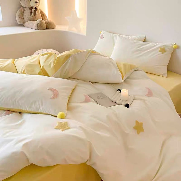Cute Star And Moon Bedding Set PN7384