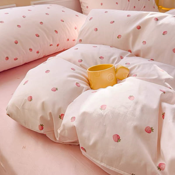 Lovely Strawberry Bedding Set PN7382