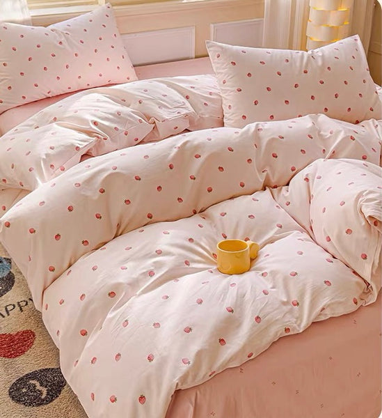 Lovely Strawberry Bedding Set PN7382