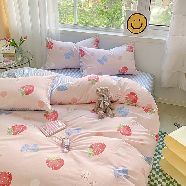 Lovely Strawberry Bedding Set PN5118
