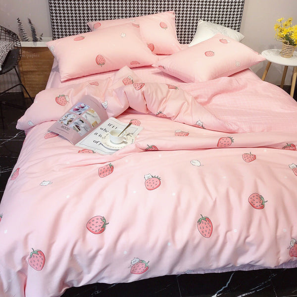 Fashion Strawberry Bedding Set PN3246