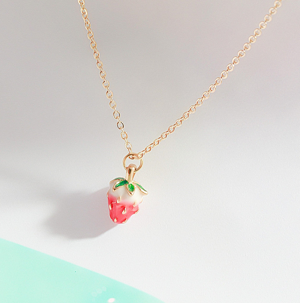 Sweet Srawberry Necklace PN4580