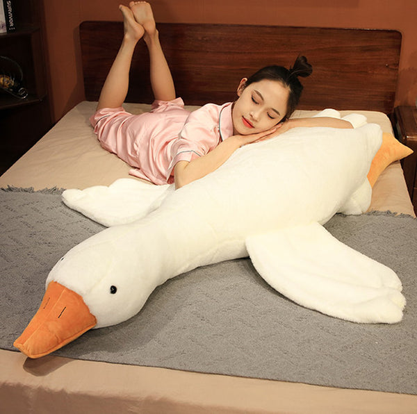 Kawaii Goose Hold Pillow PN5097
