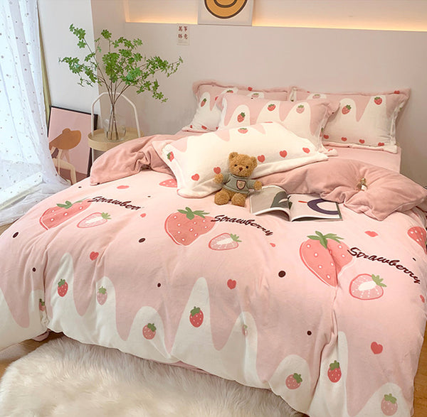 Fashion Strawberry Bedding Set PN4539