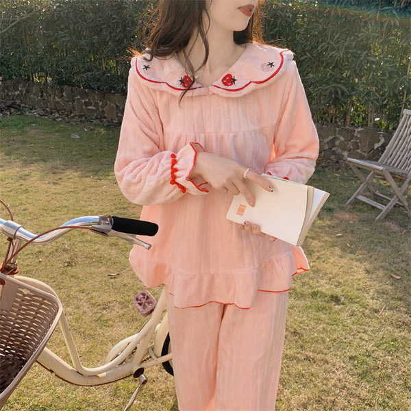 Fashion Strawberry Pajamas Suits PN4822