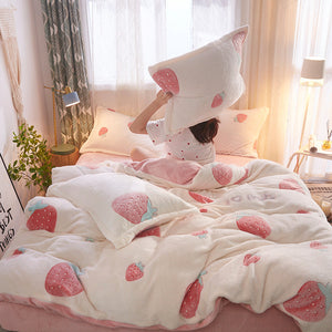 Cute Strawberry Bedding Set PN3444