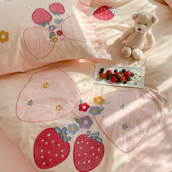 Fashion Strawberry Bedding Set PN5064