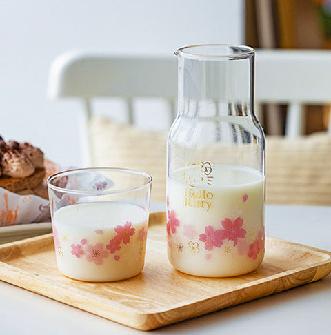 Cute Sakura Glass Water Bottle and Cups PN4842