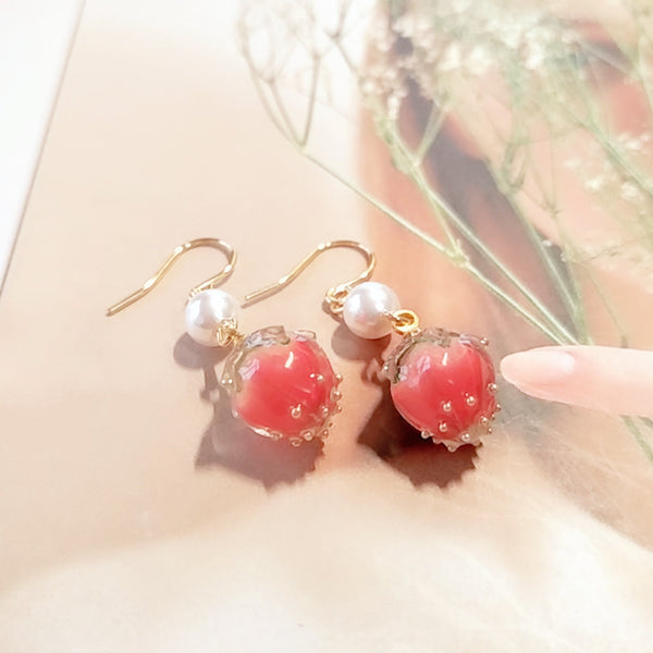 Sweet Strawberry Earrings/clips PN3332