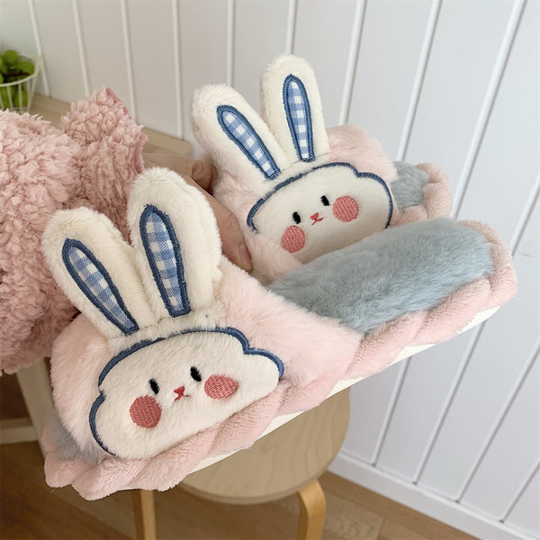 Cute Rabbit Slippers PN4646