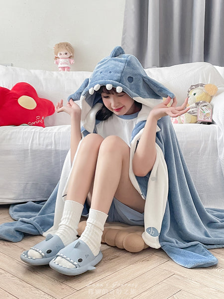 Fashion Shark Shawl And Blanket PN5344