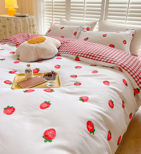 Sweet Strawberry Bedding Set PN5144